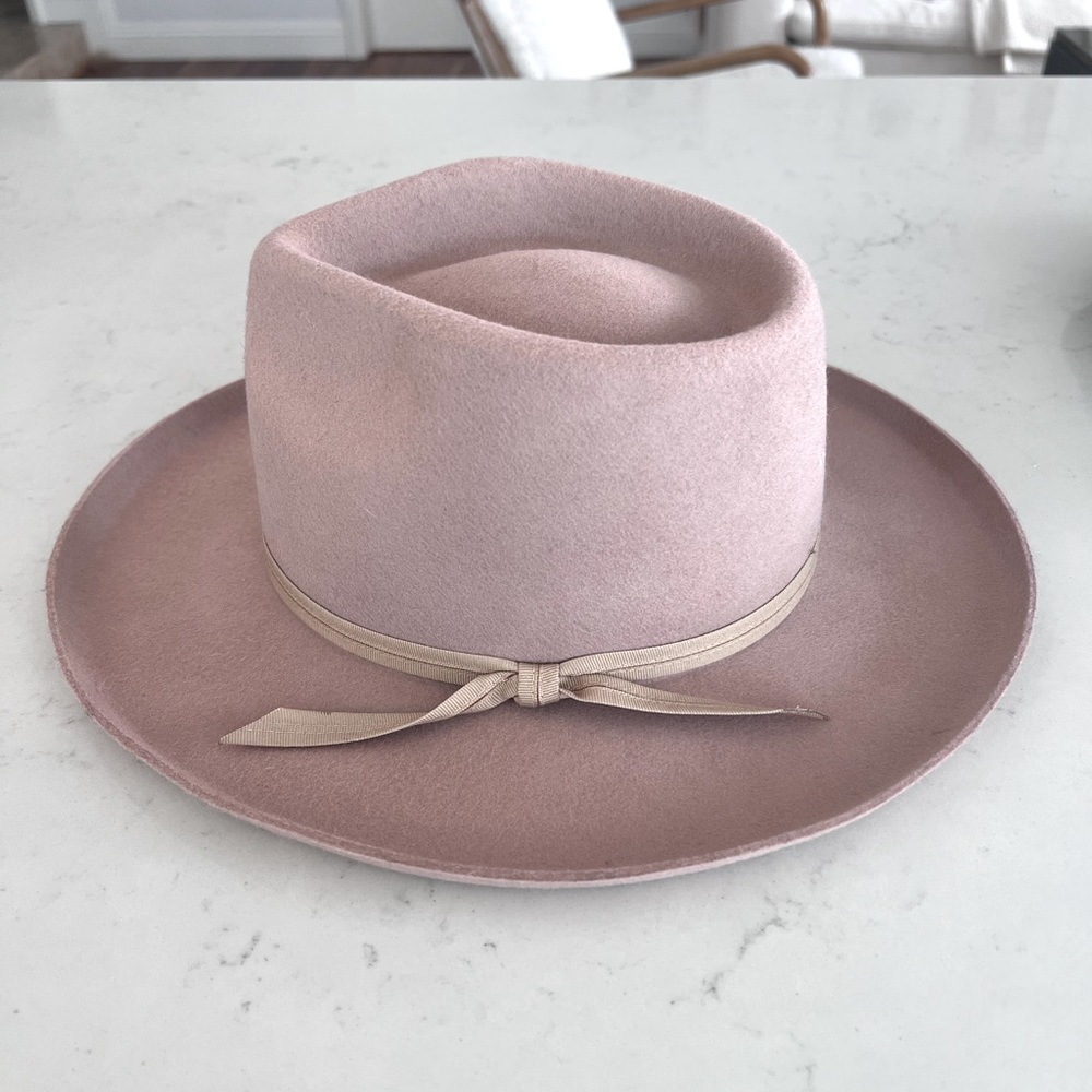 Lack of color rancher hat